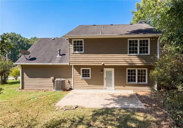 Photo 4 of Single family home for sale at 3108 Rock Crk Dr, Rex, GA 30273 | MLS# 7836842 | Listing updated on 2026-09-12