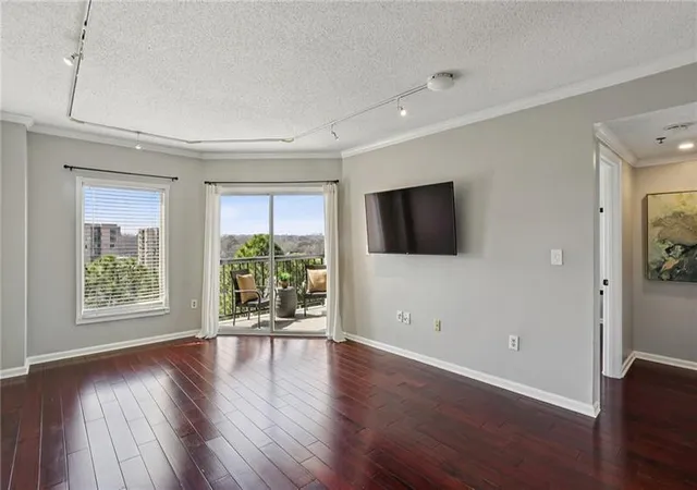 Photo 3 of Condo for sale at 1 Biscayne Dr NW #PH6, Atlanta, GA 30309 | MLS# 7813971 | Listing updated on 2026-10-23