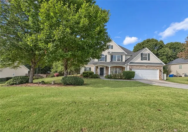 Photo 2 of Single family home for sale at 1026 Mason Lee Ave, Loganville, GA 30052 | MLS# 7835635 | Listing updated on 2026-09-11
