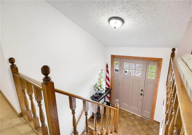 Photo 3 of Single family home for sale at 1090 Hickory Rd, Canton, GA 30115 | MLS# 7829376 | Listing updated on 2026-09-13