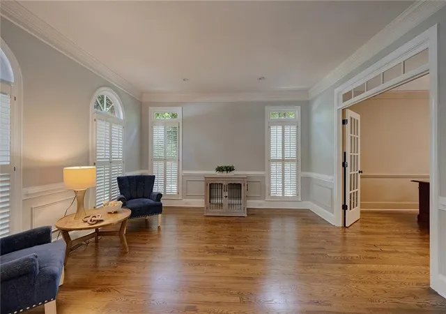 Photo 4 of Sale Pending at 480 Abbeywood Dr, Roswell, GA 30075 | MLS# 7836282 | Listing updated on 2026-10-07