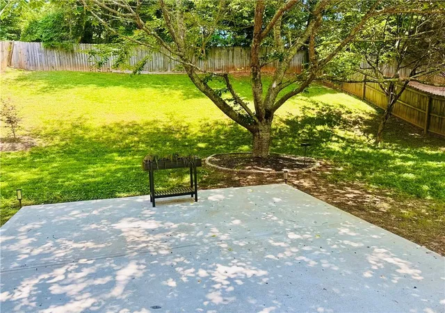 Photo 3 of Single family home for sale at 2887 Montview Dr, Marietta, GA 30060 | MLS# 7833413 | Listing updated on 2026-09-27