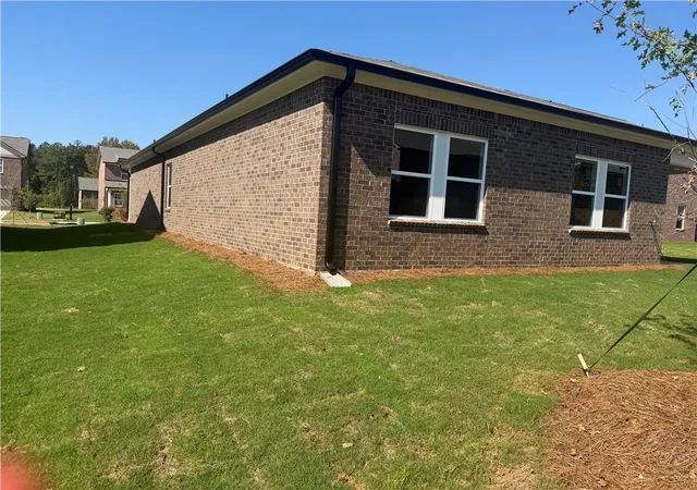 Photo 4 of Single family home for sale at 604 Lipari Ct, Mcdonough, GA 30253 | MLS# 7855212 | Listing updated on 2026-10-29