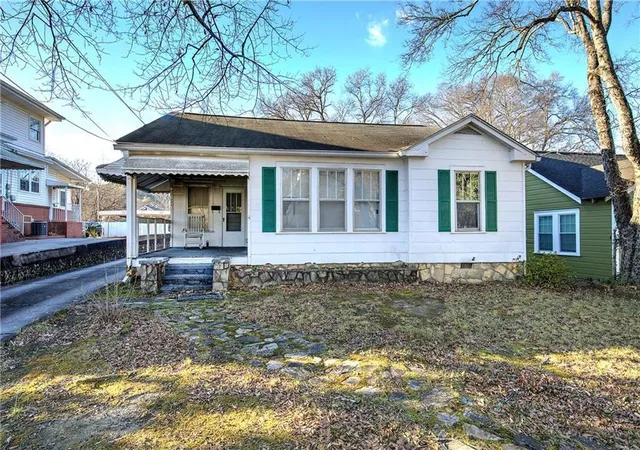 Photo 1 of Single family home for sale at 2009 N Broad St Ne, Rome, GA 30161 | MLS# 7816182 | Listing updated on 2026-10-01