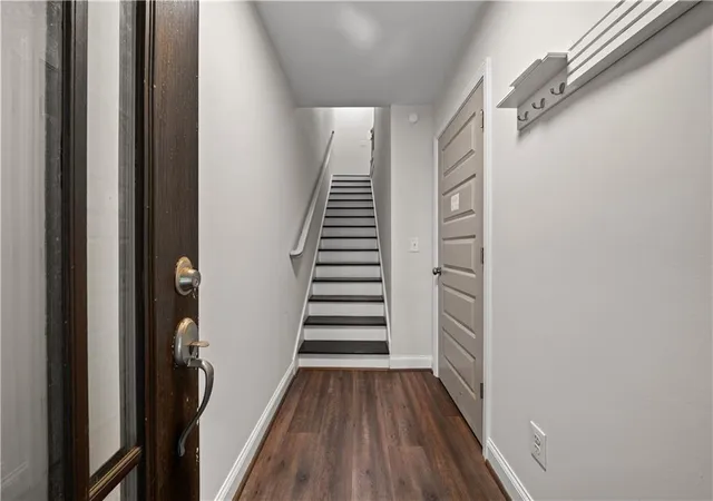 Photo 2 of Townhouse for sale at 1365 Memorial Dr Se #13, Atlanta, GA 30317 | MLS# 7811327 | Listing updated on 2026-09-13