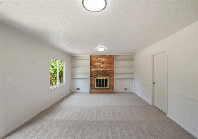 Photo 3 of Sale Pending at 5265 Corinth Cir, Stone Mountain, GA 30087 | MLS# 7844801 | Listing updated on 2026-10-04
