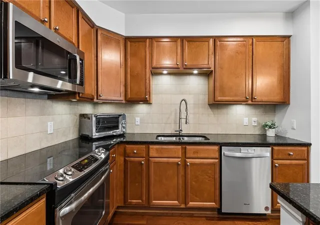 Photo 2 of Condo for sale at 200 River Vista Dr #428, Sandy Springs, GA 30339 | MLS# 7831650 | Listing updated on 2026-09-10