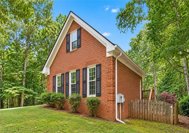 Photo 3 of Sale Pending at 3617 Sierra Dr, Stockbridge, GA 30281 | MLS# 7829593 | Listing updated on 2026-09-27