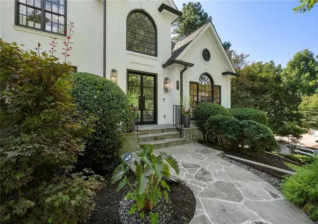 Photo 1 of Single family home for sale at 4475 Crestwicke Pointe, Sandy Springs, GA 30319 | MLS# 7838912 | Listing updated on 2026-09-26