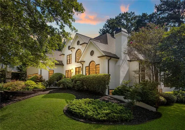 Photo 3 of Single family home for sale at 4475 Crestwicke Pointe, Sandy Springs, GA 30319 | MLS# 7838912 | Listing updated on 2026-09-26