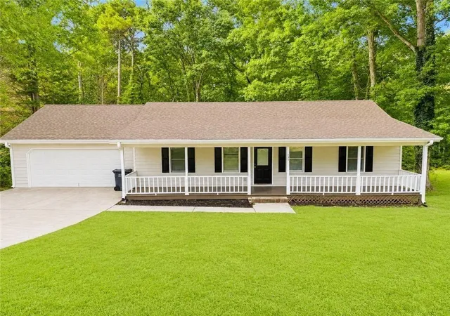 Photo 1 of Sale Pending at 135 Willow Shls Dr, Covington, GA 30016 | MLS# 7817291 | Listing updated on 2026-09-10