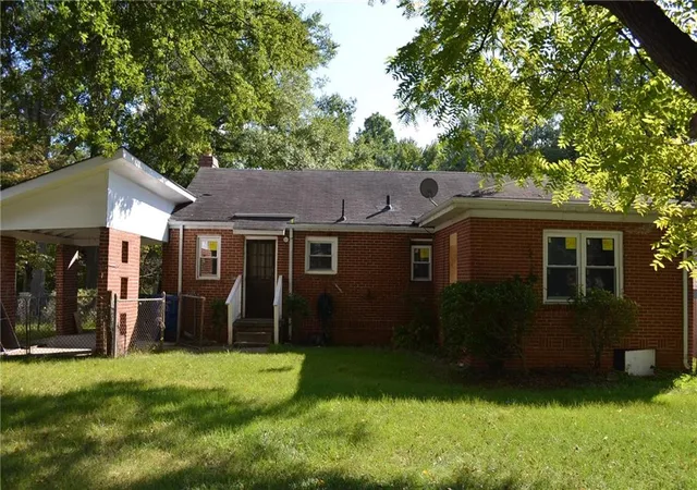 Photo 3 of Single family home for sale at 1751 Tiger Flowers Dr, Atlanta, GA 30314 | MLS# 7841067 | Listing updated on 2026-10-27