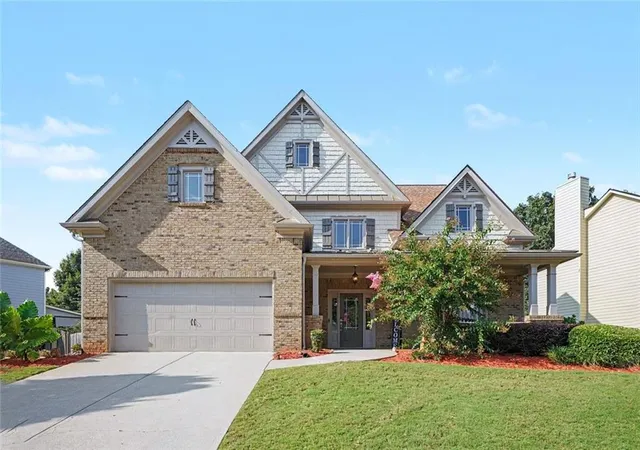 Photo 1 of Single family home for sale at 825 Grand Ivey Pl, Dacula, GA 30019 | MLS# 7832792 | Listing updated on 2026-09-13