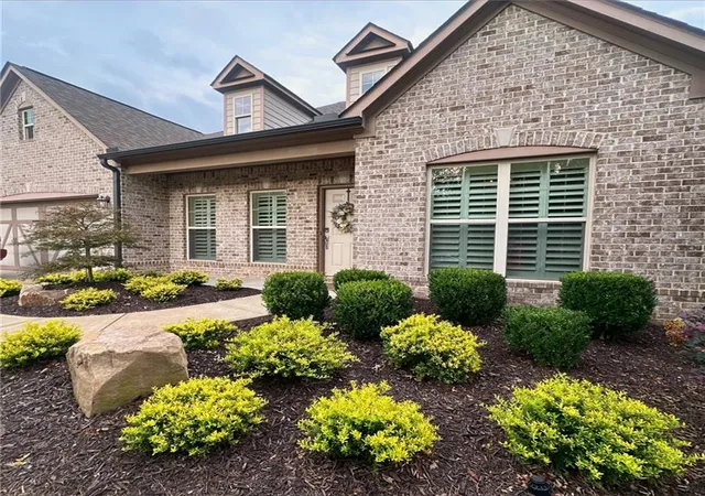Photo 3 of Single family home for sale at 4750 Amble Tr, Cumming, GA 30040 | MLS# 7844848 | Listing updated on 2026-10-25