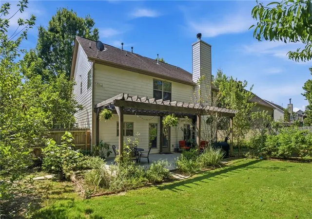 Photo 2 of Single family home for sale at 3920 Hunters Walk Way, Cumming, GA 30028 | MLS# 7832515 | Listing updated on 2026-09-19