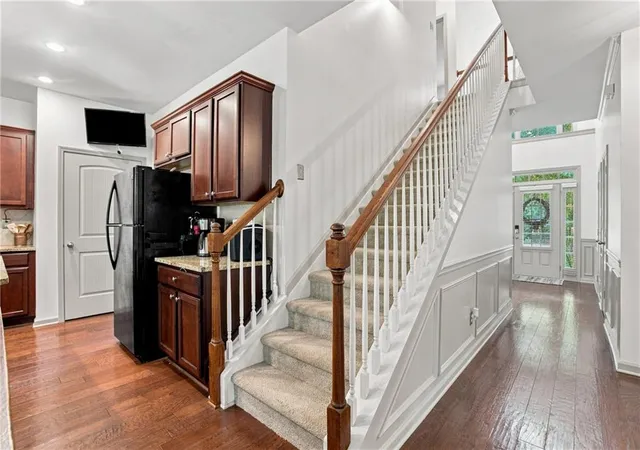 Photo 3 of Single family home for sale at 3920 Hunters Walk Way, Cumming, GA 30028 | MLS# 7832515 | Listing updated on 2026-09-19