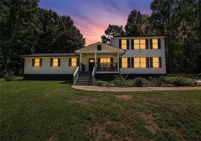 Single family home for sale at 727 Tanners Bridge Cir, Bethlehem, GA 30620 | MLS# 7827502