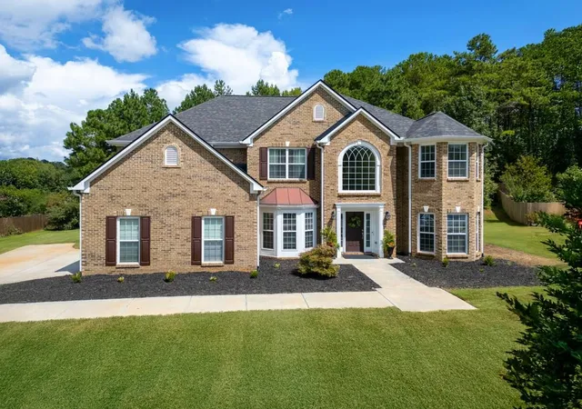 Photo 1 of Single family home for sale at 1316 Darian Ln, Locust Grove, GA 30248 | MLS# 7824563 | Listing updated on 2026-10-06
