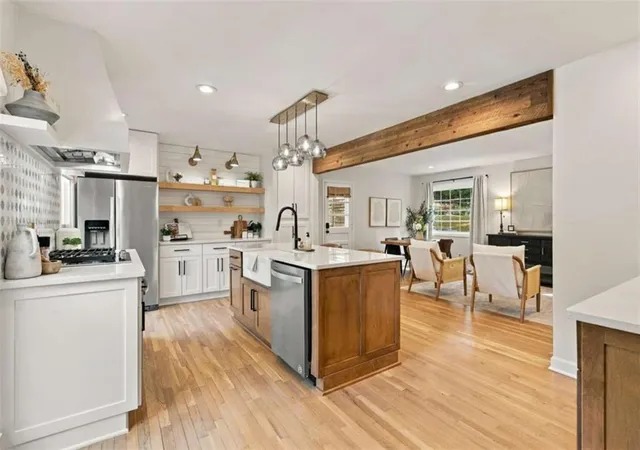 Photo 2 of Sale Pending at 305 Norcross St, Roswell, GA 30075 | MLS# 7844309 | Listing updated on 2026-10-07