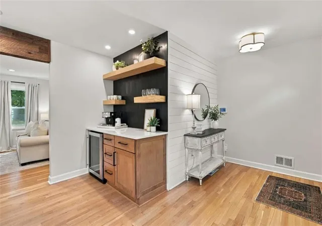 Photo 3 of Sale Pending at 305 Norcross St, Roswell, GA 30075 | MLS# 7844309 | Listing updated on 2026-10-07