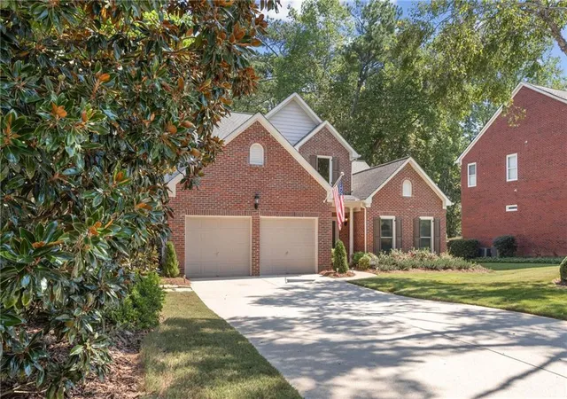 Photo 3 of Single family home for sale at 4209 Mill Grv Ln Sw, Smyrna, GA 30082 | MLS# 7837364 | Listing updated on 2026-10-09