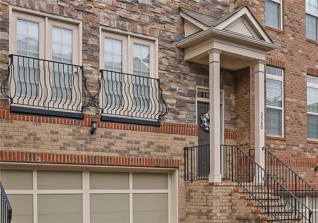 Photo 2 of Townhouse for sale at 2560 Sibley Dr NE, Atlanta, GA 30324 | MLS# 7853957 | Listing updated on 2026-10-29