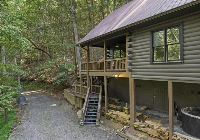 Photo 3 of Single family home for sale at 259 Sutton Ridge Way, Ellijay, GA 30540 | MLS# 7856072 | Listing updated on 2026-10-20