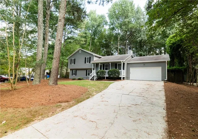 Photo 3 of Single family home for sale at 2340 Rockwell Dr, Buford, GA 30519 | MLS# 7833067 | Listing updated on 2026-09-11