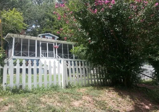 Photo 1 of Single family home for sale at 15 Roseway Cir Ne, Rome, GA 30161 | MLS# 7844847 | Listing updated on 2026-09-26