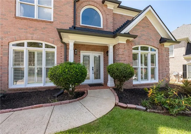 Photo 2 of Single family home for sale at 3489 Mill Brg Dr, Marietta, GA 30062 | MLS# 7837567 | Listing updated on 2026-09-26