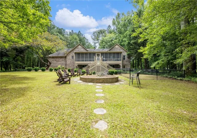 Photo 1 of Single family home for sale at 1334 Criswell Rd Se, Monroe, GA 30655 | MLS# 7830452 | Listing updated on 2026-09-02