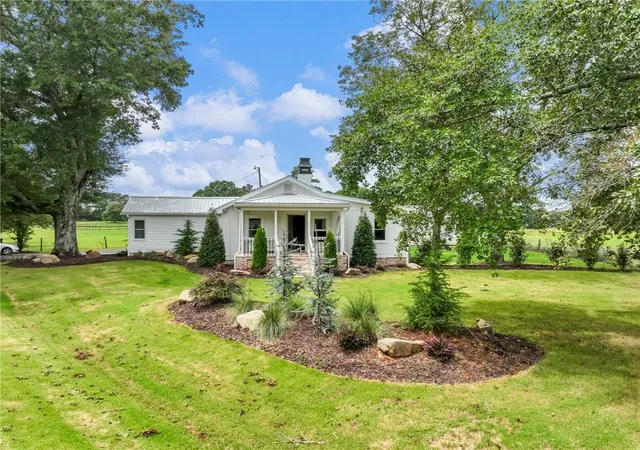 Photo 3 of Single family home for sale at 1334 Criswell Rd Se, Monroe, GA 30655 | MLS# 7830452 | Listing updated on 2026-09-02