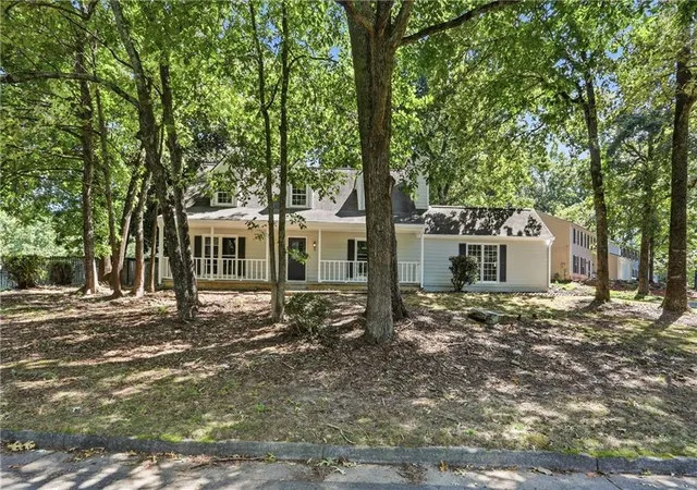 Photo 1 of Single family home for sale at 485 Barrington Loop, Roswell, GA 30076 | MLS# 7830332 | Listing updated on 2026-09-09