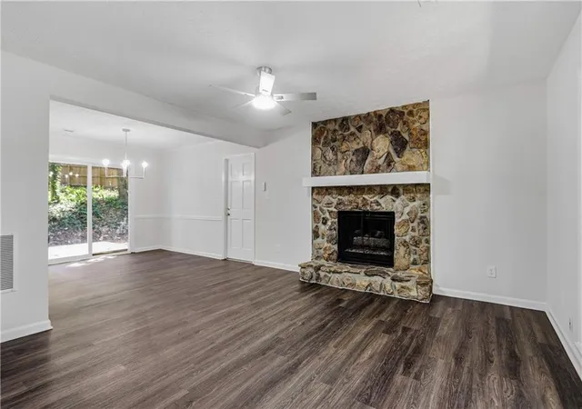 Photo 3 of Single family home for sale at 485 Barrington Loop, Roswell, GA 30076 | MLS# 7830332 | Listing updated on 2026-09-09