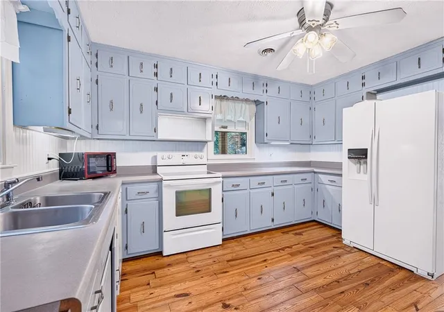Photo 2 of Single family home for sale at 466 Ellington Rd, Ellijay, GA 30540 | MLS# 7835483 | Listing updated on 2026-09-11