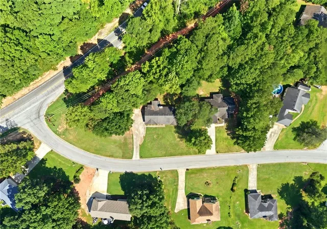 Photo 3 of Sale Pending at 25 Mountainview Dr, Covington, GA 30016 | MLS# 7834179 | Listing updated on 2026-09-17