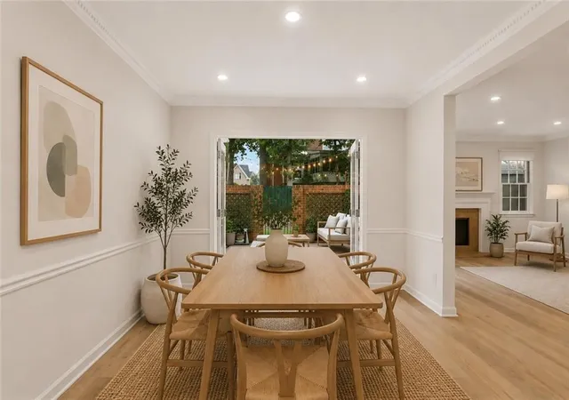 Photo 4 of Townhouse for sale at 4101 Dunwoody Clb Dr #31, Atlanta, GA 30350 | MLS# 7834604 | Listing updated on 2026-09-11