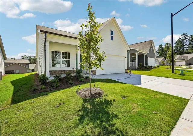 Photo 2 of Single family home for sale at 267 Cedar Hl Dr, Dallas, GA 30132 | MLS# 7840726 | Listing updated on 2026-09-20