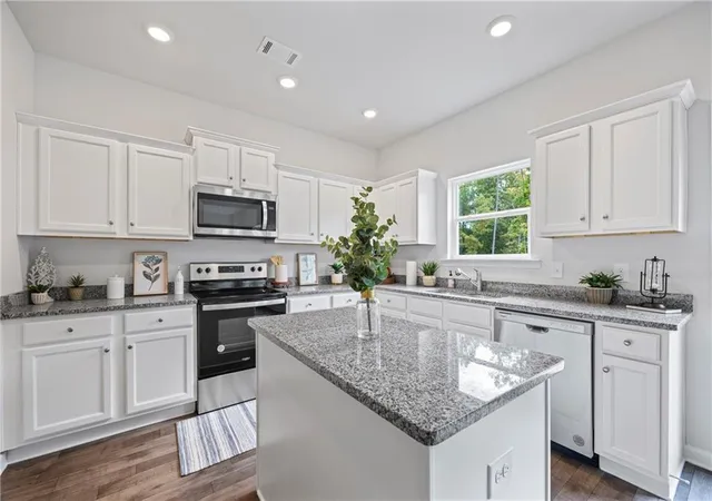 Single family home for sale at 5 Water Oak Way, Crawford, GA 30630 | MLS# 7834362