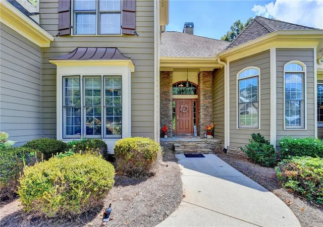 Photo 3 of Single family home for sale at 5720 Red Maple Tr, Cumming, GA 30028 | MLS# 7838537 | Listing updated on 2026-10-24