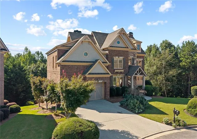 Photo 3 of Single family home for sale at 3370 Seven Oaks Dr, Cumming, GA 30041 | MLS# 7834897 | Listing updated on 2026-09-29