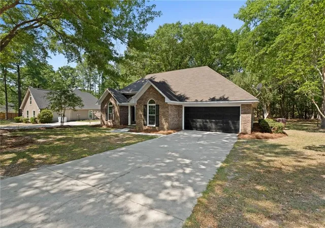 Photo 2 of Single family home for sale at 205 Mossberg Cir, Statesboro, GA 30461 | MLS# 7833342 | Listing updated on 2026-09-12