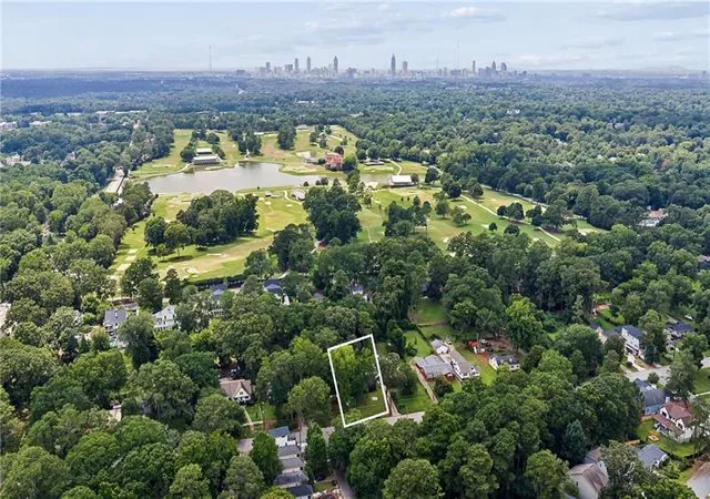 Photo 4 of Single family home for sale at 401 Ashburton Ave SE, Atlanta, GA 30317 | MLS# 7850902 | Listing updated on 2026-10-30
