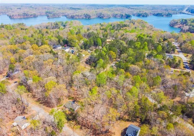 Photo 1 of Land for sale at 0 Arrow Ln, Lavonia, GA 30553 | MLS# 7840980 | Listing updated on 2026-10-08