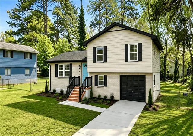 Photo 2 of Single family home for sale at 1685 Kinglet Rd, Jonesboro, GA 30238 | MLS# 7833354 | Listing updated on 2026-09-05