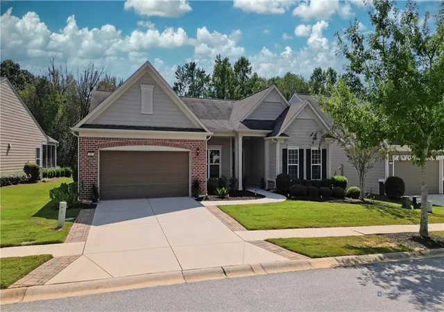Photo 2 of Single family home for sale at 113 Marigold Ct, Griffin, GA 30223 | MLS# 7812900 | Listing updated on 2026-09-30