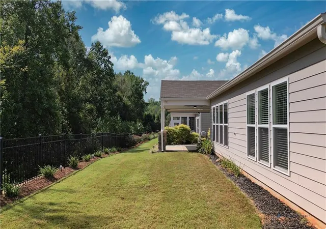 Photo 4 of Single family home for sale at 113 Marigold Ct, Griffin, GA 30223 | MLS# 7812900 | Listing updated on 2026-10-29