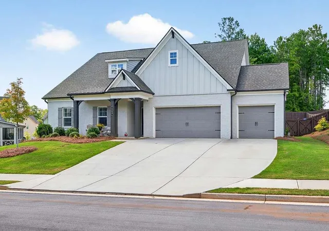 Photo 1 of Single family home for sale at 229 Brant Cir, Jefferson, GA 30549 | MLS# 7840052 | Listing updated on 2026-10-04
