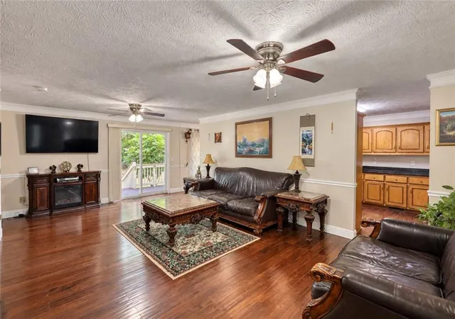Photo 3 of Single family home for sale at 1042 Duke Dr, Conyers, GA 30013 | MLS# 7838075 | Listing updated on 2026-09-28