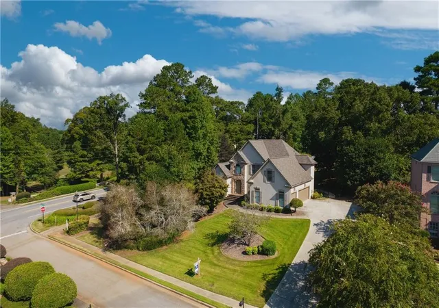 Photo 3 of Single family home for sale at 2600 Preston Ridge Ln, Dacula, GA 30019 | MLS# 7828265 | Listing updated on 2026-09-20